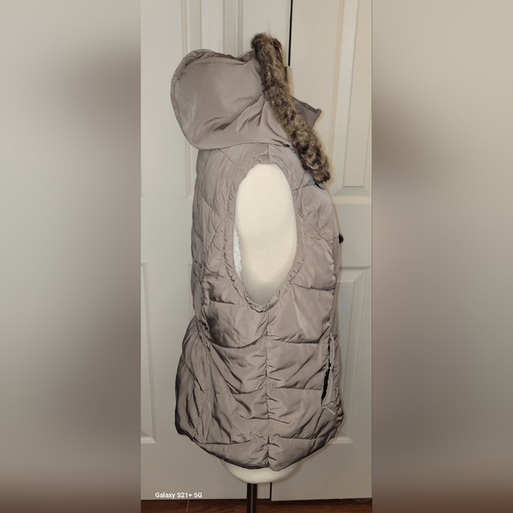 Green Tea XL Puffer Jacket - Picture 3 of 5